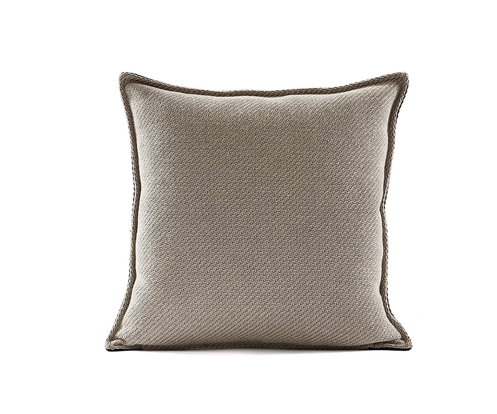 Becca Cushion 3